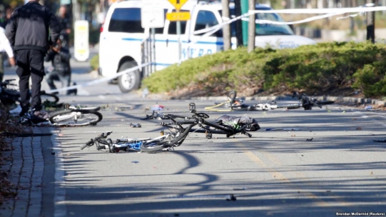 Напад на велосипедистів в Нью-Йорку розцінюють як теракт...